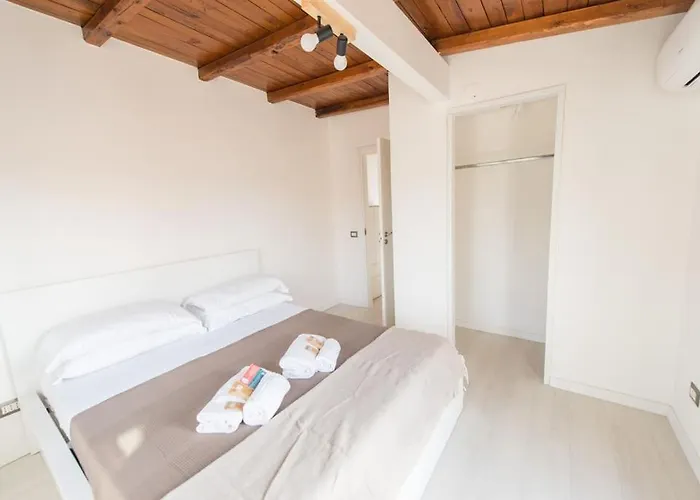 San Peter's - Cosy Renovated Penthouse