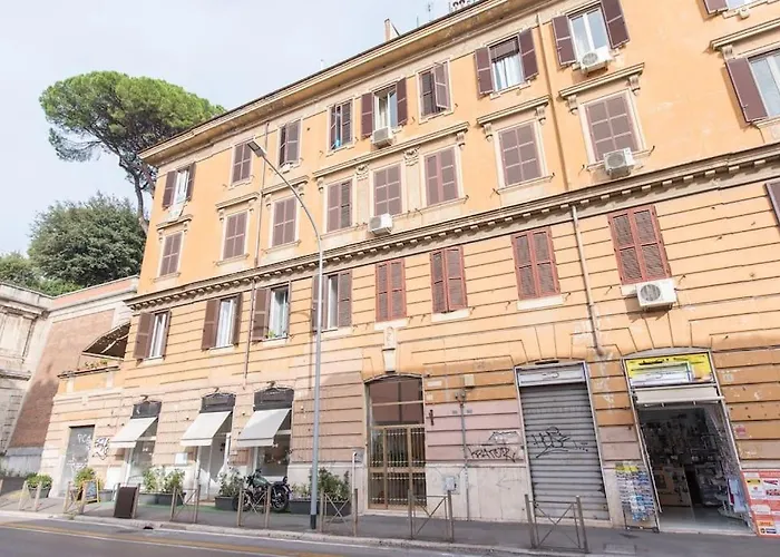 San Peter's - Cosy Renovated Penthouse *